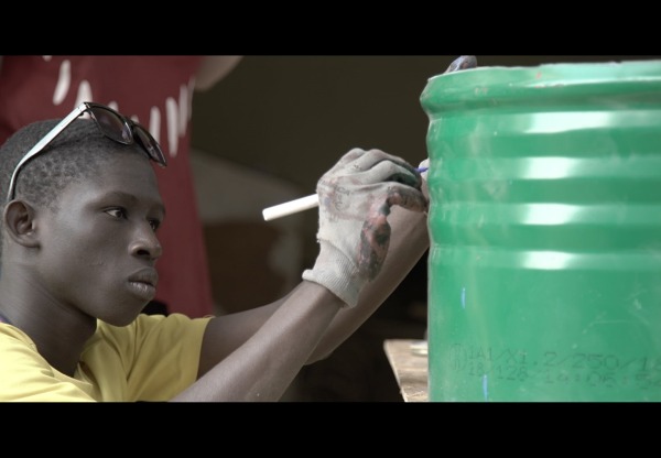 Imagen de cabecera de Lila va a Sierra Leona, un viaje por la infancia